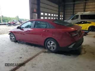 2025 Hyundai Elantra SE with VIN KMHLL4DG6SU857577, listed as a Copart auction lot 69707905 with 9,965 mi miles and Salvage title. Bid and sale history available at DreamBid. Image 2.