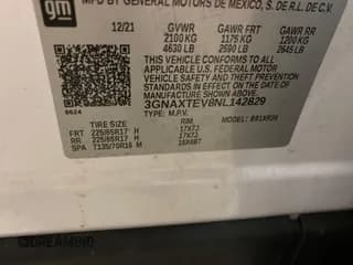 ✅ 2022 Chevrolet Equinox LT • VIN: 3GNAXTEV8NL142829 • Lot: 42610457. Wystawiony na IAAI z przebiegiem 95 812 mil. Bezpłatny archiwum sprzedaży aukcyjnych z USA i szczegółowy raport historii pojazdu na DreamBid. Zdjęcie 1.