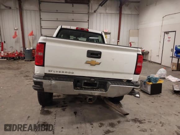 ✅ 2015 Chevrolet Silverado 2500HD Work Truck • VIN: 1GC1KUEG8FF173413 • Lot: 41822540. Listed on IAAI with 198,888 mi. Free auction sales archive from the USA and detailed vehicle history report at DreamBid. Image 17.