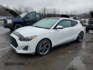 2019 Hyundai Veloster Turbo z VIN KMHTH6AB9KU007500, wystawiony jako Copart lot #50174035 z przebiegiem 75 346 mil mil oraz Szkoda całkowita • Salvage title. Historia ofert i sprzedaży dostępna na DreamBid. Obrazek 1.