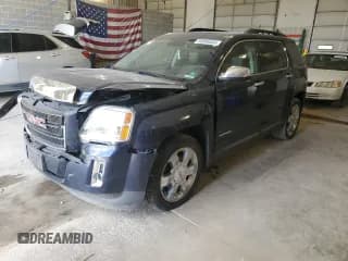 ✅ 2015 GMC Terrain SLT • VIN: 2GKFLXE38F6410949 • Lot: 84896885. Wystawiony na Copart z przebiegiem 215 157 mil. Bezpłatny archiwum sprzedaży aukcyjnych z USA i szczegółowy raport historii pojazdu na DreamBid. Zdjęcie 1.