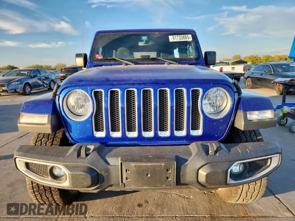 ✅ 2018 Jeep Wrangler Unlimited Sahara • VIN: 1C4HJXEG3JW315498 • Лот: 91733885. Опубликован ранее на Copart с пробегом 61 962 миль. Бесплатный доступ к архиву аукционных продаж из США и подробный отчёт об истории автомобиля на DreamBid. Изображение 5.