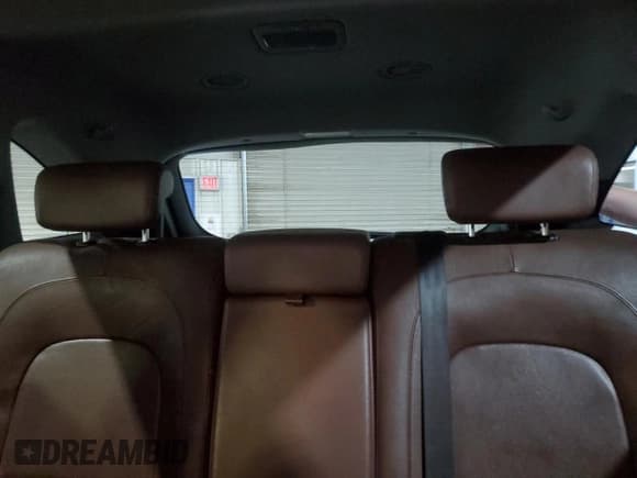 ✅ 2010 Hyundai Veracruz Limited • VIN: KM8NUDCC8AU135420 • Лот: 64364365. Опубликован ранее на Copart с пробегом 229 364 миль. Бесплатный доступ к архиву аукционных продаж из США и подробный отчёт об истории автомобиля на DreamBid. Изображение 10.