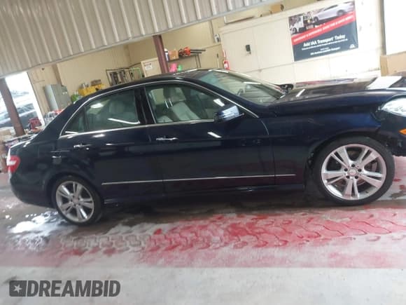 ✅ 2013 Mercedes-Benz E 350 Luxury • VIN: WDDHF5KB9DA692276 • Lot: 42892845. Wystawiony na IAAI z przebiegiem 53 966 mil. Bezpłatny archiwum sprzedaży aukcyjnych z USA i szczegółowy raport historii pojazdu na DreamBid. Zdjęcie 13.