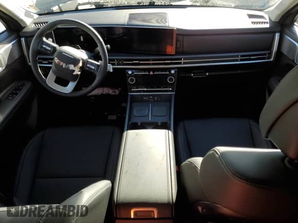 2025 Hyundai Santa Fe SEL с VIN 5NMP2DG13SH023855, выставлен на аукционе Copart как лот 87661525 с пробегом 587 миль миль и Списание • Salvage title. История ставок и продаж доступна на DreamBid. Изображение 8.