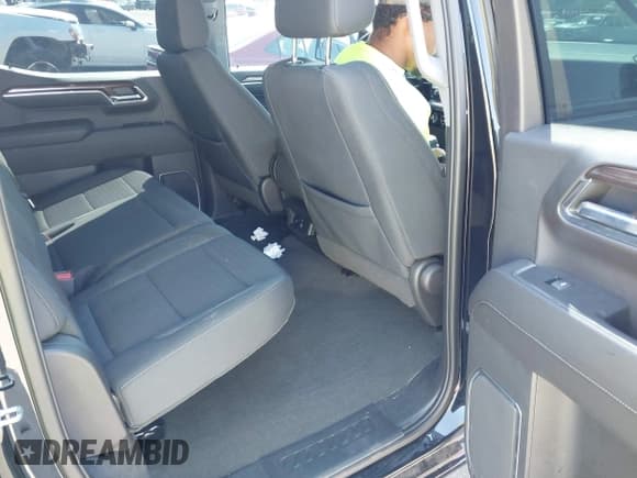 ✅ 2023 Chevrolet Silverado 1500 LT • VIN: 3GCPDDEK8PG176806 • Lot: 43138003. Listed on IAAI with 13,272 mi. Free auction sales archive from the USA and detailed vehicle history report at DreamBid. Image 8.