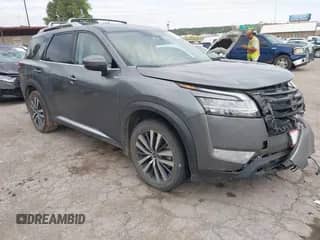 2022 Nissan Pathfinder Platinum with VIN 5N1DR3DG0NC266930, listed as a IAAI auction lot 43238816 with 83,204 mi miles and . Bid and sale history available at DreamBid. Image 1.