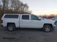 ✅ 2016 Chevrolet Silverado 1500 LT • VIN: 3GCUKREC6GG389056 • Lot: 43698551. Wystawiony na IAAI z przebiegiem 235 726 mil. Bezpłatny archiwum sprzedaży aukcyjnych z USA i szczegółowy raport historii pojazdu na DreamBid. Zdjęcie 12.