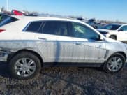 ✅ 2012 Cadillac SRX Luxury Collection • VIN: 3GYFNAE39CS525506 • Lot: 43779373. Wystawiony na IAAI z przebiegiem 79 807 mil. Bezpłatny archiwum sprzedaży aukcyjnych z USA i szczegółowy raport historii pojazdu na DreamBid. Zdjęcie 10.