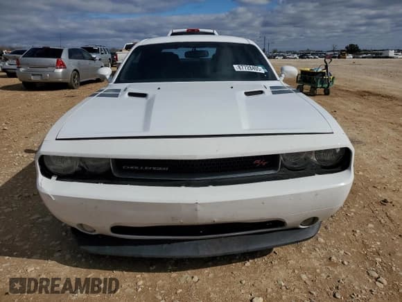 ✅ 2013 Dodge Challenger R/T Classic • VIN: 2C3CDYBT7DH699916 • Lot: 87728405. Wystawiony na Copart z przebiegiem 181 600 mil. Bezpłatny archiwum sprzedaży aukcyjnych z USA i szczegółowy raport historii pojazdu na DreamBid. Zdjęcie 5.