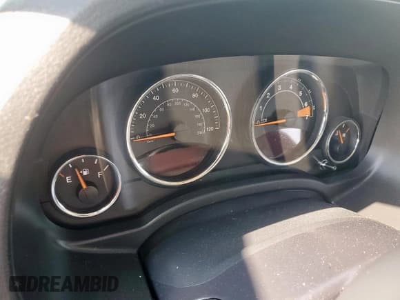 ✅ 2015 Jeep Compass Limited • VIN: 1C4NJDCB3FD248767 • Lot: 85119025. Wystawiony na Copart z przebiegiem Nie podano. Bezpłatny archiwum sprzedaży aukcyjnych z USA i szczegółowy raport historii pojazdu na DreamBid. Zdjęcie 9.