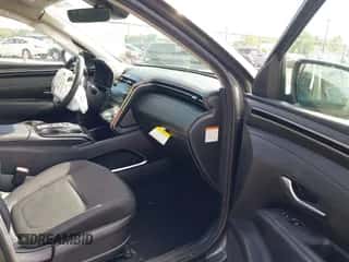 2022 Hyundai Tucson Blue with VIN KM8JBCA19NU020489, listed as a IAAI auction lot 43134009 with 45,333 mi miles and . Bid and sale history available at DreamBid. Image 5.