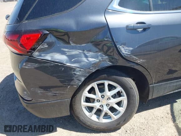 ✅ 2023 Chevrolet Equinox LT • VIN: 3GNAXUEG8PS126114 • Lot: 41953262. Listed on IAAI with 27,639 mi. Free auction sales archive from the USA and detailed vehicle history report at DreamBid. Image 6.