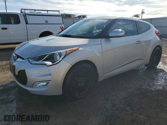✅ 2013 Hyundai Veloster w/Black Int • VIN: KMHTC6AD4DU163477 • Lot: 74700604. Wystawiony na Copart z przebiegiem 109 184 mil. Bezpłatny archiwum sprzedaży aukcyjnych z USA i szczegółowy raport historii pojazdu na DreamBid. Zdjęcie 1.