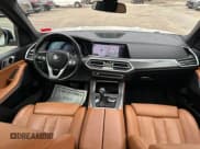 ✅ 2019 BMW X5 xDrive40i • VIN: 5UXCR6C56KLK99829 • Lot: 41902835. Listed on IAAI with 165,939 mi. Free auction sales archive from the USA and detailed vehicle history report at DreamBid. Image 6.