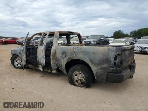 2019 Ram 1500 Express with VIN 1C6RR7FGXKS578647, listed as a Copart auction lot 70297084 with Not provided miles and Non repairable. Bid and sale history available at DreamBid. Image 2.