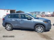 ✅ 2022 Toyota Corolla Cross L • VIN: 7MUAAAAG7NV029721 • Лот: 43304097. Опубликован ранее на IAAI с пробегом 31 139 миль. Бесплатный доступ к архиву аукционных продаж из США и подробный отчёт об истории автомобиля на DreamBid. Изображение 13.