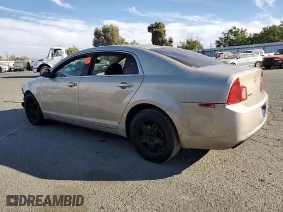 ✅ 2010 Chevrolet Malibu 1LS • VIN: 1G1ZB5EBXAF114684 • Lot: 75524294. Listed on Copart with Not provided. Free auction sales archive from the USA and detailed vehicle history report at DreamBid. Image 2.