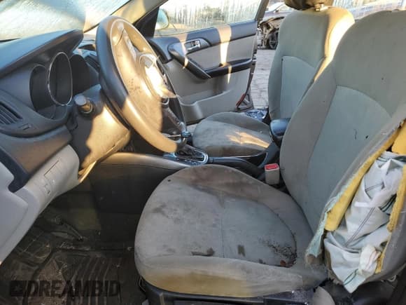 ✅ 2013 Kia Forte EX • VIN: KNAFU4A21D5721469 • Lot: 90328205. Wystawiony na Copart z przebiegiem 185 072 mil. Bezpłatny archiwum sprzedaży aukcyjnych z USA i szczegółowy raport historii pojazdu na DreamBid. Zdjęcie 7.