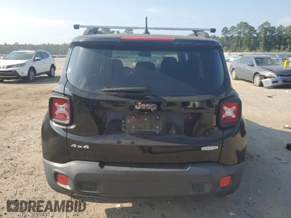 ✅ 2015 Jeep Renegade Latitude • VIN: ZACCJBBH0FPB63471 • Лот: 81320015. Опубликован ранее на Copart с пробегом Не указан. Бесплатный доступ к архиву аукционных продаж из США и подробный отчёт об истории автомобиля на DreamBid. Изображение 6.