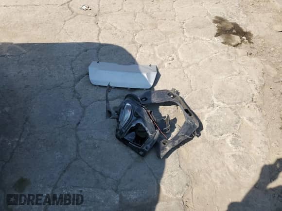 2020 Chevrolet Blazer LT z VIN 3GNKBBRA8LS616883, wystawiony jako Copart lot #71817144 z przebiegiem 76 621 mil mil oraz Szkoda całkowita • Salvage title. Historia ofert i sprzedaży dostępna na DreamBid. Obrazek 13.