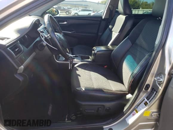 2015 Toyota Camry LE z VIN 4T1BF1FK8FU078674, wystawiony jako Copart lot #85562735 z przebiegiem 119 712 mil mil oraz Szkoda całkowita • Salvage title. Historia ofert i sprzedaży dostępna na DreamBid. Obrazek 7.