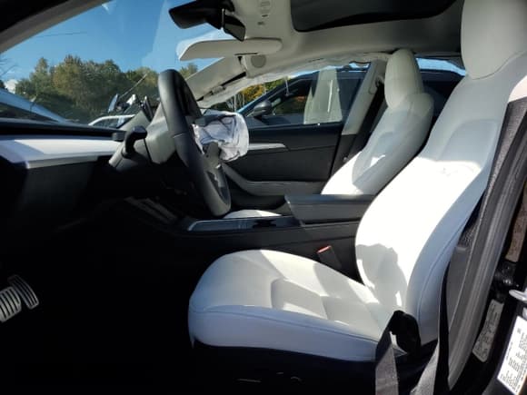 ✅ 2023 Tesla Model 3 Performance • VIN: 5YJ3E1EC2PF562968 • Лот: 80731125. Опубликован ранее на Copart с пробегом 25 014 миль. Бесплатный доступ к архиву аукционных продаж из США и подробный отчёт об истории автомобиля на DreamBid. Изображение 7.