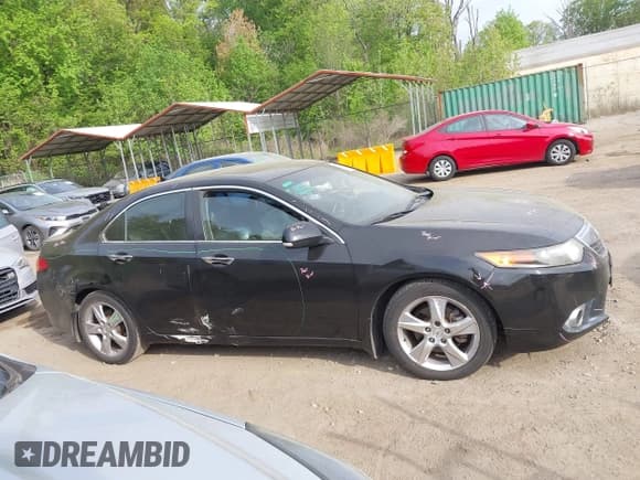 ✅ 2011 Acura TSX • VIN: JH4CU2F65BC013707 • Lot: 42120111. Listed on IAAI with 126,180 mi. Free auction sales archive from the USA and detailed vehicle history report at DreamBid. Image 13.