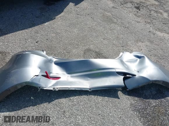 ✅ 2013 Hyundai Elantra GLS • VIN: KMHDH4AE3DU583332 • Lot: 43555990. Listed on IAAI with 155,431 mi. Free auction sales archive from the USA and detailed vehicle history report at DreamBid. Image 12.