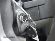 ✅ 2008 Chevrolet Equinox LS • VIN: 2CNDL13F786321238 • Лот: 41533777. Опубликован ранее на IAAI с пробегом 123 163 миль. Бесплатный доступ к архиву аукционных продаж из США и подробный отчёт об истории автомобиля на DreamBid. Изображение 11.