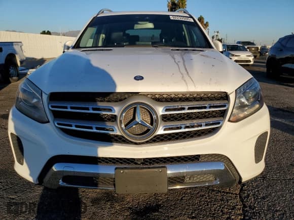 ✅ 2017 Mercedes-Benz GLS 450 • VIN: 4JGDF6EE7HA803199 • Лот: 92232095. Опубликован ранее на Copart с пробегом 84 247 миль. Бесплатный доступ к архиву аукционных продаж из США и подробный отчёт об истории автомобиля на DreamBid. Изображение 5.