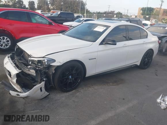 ✅ 2014 BMW 5 Series 550i • VIN: WBAKN9C51ED681465 • Lot: 43323736. Listed on IAAI with 89,759 mi. Free auction sales archive from the USA and detailed vehicle history report at DreamBid. Image 2.