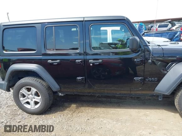 ✅ 2023 Jeep Wrangler Sport S • VIN: 1C4HJXDN6PW599895 • Lot: 42242107. Wystawiony na IAAI z przebiegiem 53 980 mil. Bezpłatny archiwum sprzedaży aukcyjnych z USA i szczegółowy raport historii pojazdu na DreamBid. Zdjęcie 13.