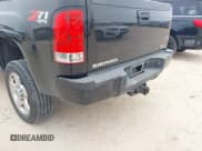 ✅ 2014 GMC Sierra 2500HD Denali • VIN: 1GT125EG4EF190794 • Лот: 41363645. Опубликован ранее на IAAI с пробегом 117 112 миль. Бесплатный доступ к архиву аукционных продаж из США и подробный отчёт об истории автомобиля на DreamBid. Изображение 17.