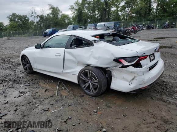 ✅ 2024 BMW 4 Series 430i xDrive • VIN: WBA73AP02RCP12682 • Лот: 80265605. Опубликован ранее на Copart с пробегом 9 000 миль. Бесплатный доступ к архиву аукционных продаж из США и подробный отчёт об истории автомобиля на DreamBid. Изображение 2.