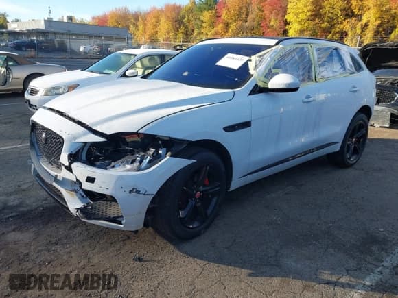 ✅ 2020 Jaguar F-Pace 25t Checkered Flag Edition • VIN: SADCP2FX8LA641778 • Лот: 40584435. Опубликован ранее на IAAI с пробегом 53 823 миль. Бесплатный доступ к архиву аукционных продаж из США и подробный отчёт об истории автомобиля на DreamBid. Изображение 2.