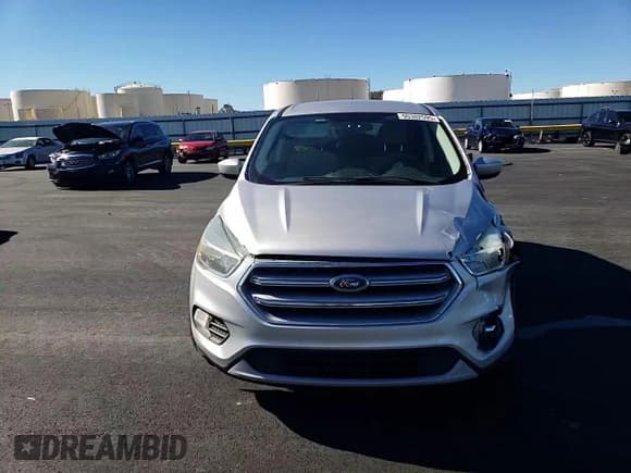 ✅ 2017 Ford Escape SE • VIN: 1FMCU0G97HUB31206 • Lot: 90382595. Listed on Copart with 157,632 mi. Free auction sales archive from the USA and detailed vehicle history report at DreamBid. Image 14.