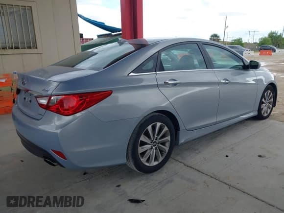 ✅ 2014 Hyundai Sonata Limited • VIN: 5NPEC4AB8EH893548 • Lot: 43651354. Wystawiony na IAAI z przebiegiem 130 317 mil. Bezpłatny archiwum sprzedaży aukcyjnych z USA i szczegółowy raport historii pojazdu na DreamBid. Zdjęcie 4.