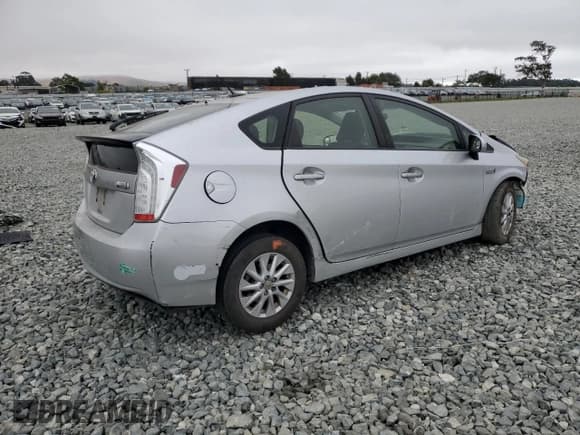 ✅ 2013 Toyota Prius • VIN: JTDKN3DP6D3038789 • Лот: 67322765. Опубликован ранее на Copart с пробегом 125 919 миль. Бесплатный доступ к архиву аукционных продаж из США и подробный отчёт об истории автомобиля на DreamBid. Изображение 3.