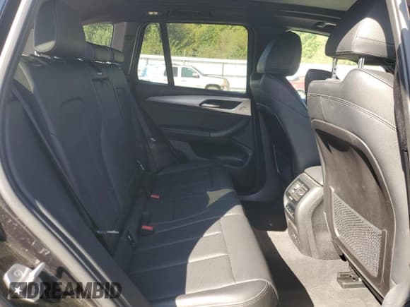 ✅ 2022 BMW X3 sDrive30i • VIN: 5UX43DP07N9L83667 • Lot: 84543315. Wystawiony na Copart z przebiegiem 48 288 mil. Bezpłatny archiwum sprzedaży aukcyjnych z USA i szczegółowy raport historii pojazdu na DreamBid. Zdjęcie 11.