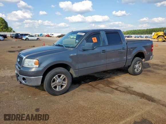 ✅ 2008 Ford F-150 XLT • VIN: 1FTPW14V08FA95578 • Lot: 84069855. Listed on Copart with 215,046 mi. Free auction sales archive from the USA and detailed vehicle history report at DreamBid. Image 1.
