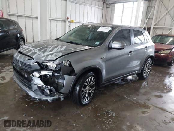 ✅ 2017 Mitsubishi Outlander SE • VIN: JA4AP3AW9HZ045220 • Lot: 43791868. Listed on IAAI with 183,904 mi. Free auction sales archive from the USA and detailed vehicle history report at DreamBid. Image 17.