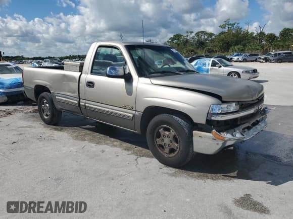 ✅ 2000 Chevrolet Silverado 1500 LS • VIN: 1GCEC14T6YE147753 • Лот: 87364485. Опубликован ранее на Copart с пробегом Не указан. Бесплатный доступ к архиву аукционных продаж из США и подробный отчёт об истории автомобиля на DreamBid. Изображение 4.