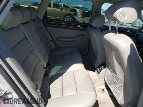 ✅ 2004 Audi A6 • VIN: WAUVT64BX4N033587 • Lot: 70103294. Wystawiony na Copart z przebiegiem 124 176 mil. Bezpłatny archiwum sprzedaży aukcyjnych z USA i szczegółowy raport historii pojazdu na DreamBid. Zdjęcie 10.