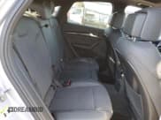 ✅ 2023 Audi SQ5 Sportback Prestige • VIN: WA134AFY1P2071480 • Lot: 85240674. Wystawiony na Copart z przebiegiem 14 417 mil. Bezpłatny archiwum sprzedaży aukcyjnych z USA i szczegółowy raport historii pojazdu na DreamBid. Zdjęcie 11.