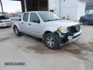 ✅ 2012 Suzuki Equator • VIN: 5Z61D0FV8CC470275 • Лот: 41612368. Опубликован ранее на IAAI с пробегом 136 163 миль. Бесплатный доступ к архиву аукционных продаж из США и подробный отчёт об истории автомобиля на DreamBid. Изображение 1.