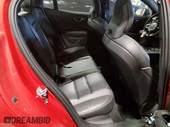 ✅ 2021 Volvo S60 R-Design • VIN: 7JR102TM5MG123919 • Лот: 52132085. Опубликован ранее на Copart с пробегом 40 361 миль. Бесплатный доступ к архиву аукционных продаж из США и подробный отчёт об истории автомобиля на DreamBid. Изображение 10.