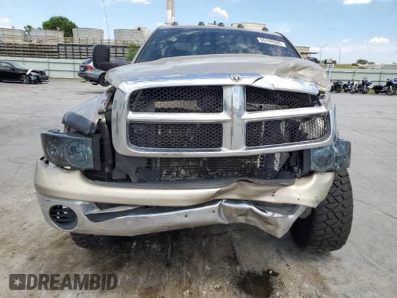 2004 Dodge 3500 ST with VIN 3D7LU38C14G250288, listed as a Copart auction lot 65744595 with 230,952 mi miles and Salvage title. Bid and sale history available at DreamBid. Image 5.