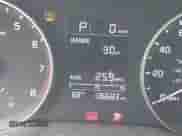 2017 Hyundai Elantra SE z VIN KMHD74LF9HU424538, wystawiony jako IAAI lot #43245779 z przebiegiem 136 683 mil mil oraz . Historia ofert i sprzedaży dostępna na DreamBid. Obrazek 15.