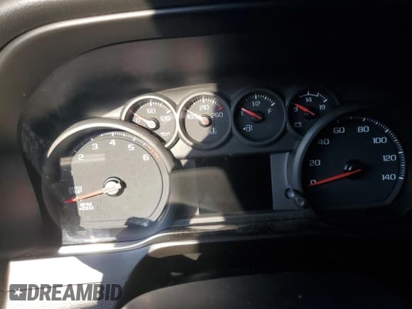 ✅ 2021 Chevrolet Silverado 1500 Custom • VIN: 3GCPYBEK5MG240739 • Lot: 73856124. Wystawiony na Copart z przebiegiem Nie podano. Bezpłatny archiwum sprzedaży aukcyjnych z USA i szczegółowy raport historii pojazdu na DreamBid. Zdjęcie 9.